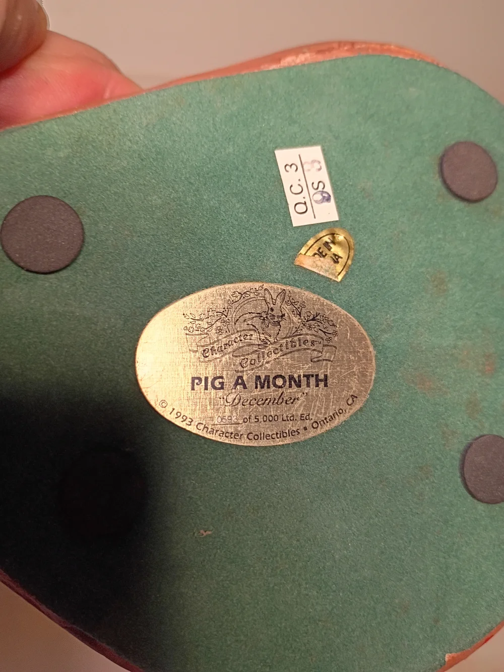 1993 Character Collectibles Pig A Month December Figure